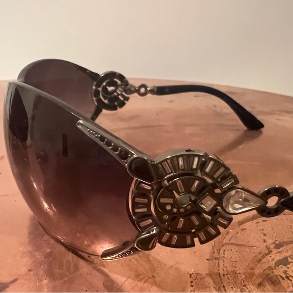 3 pairs of Bvlgari sunglasses - Picture 2 of 7